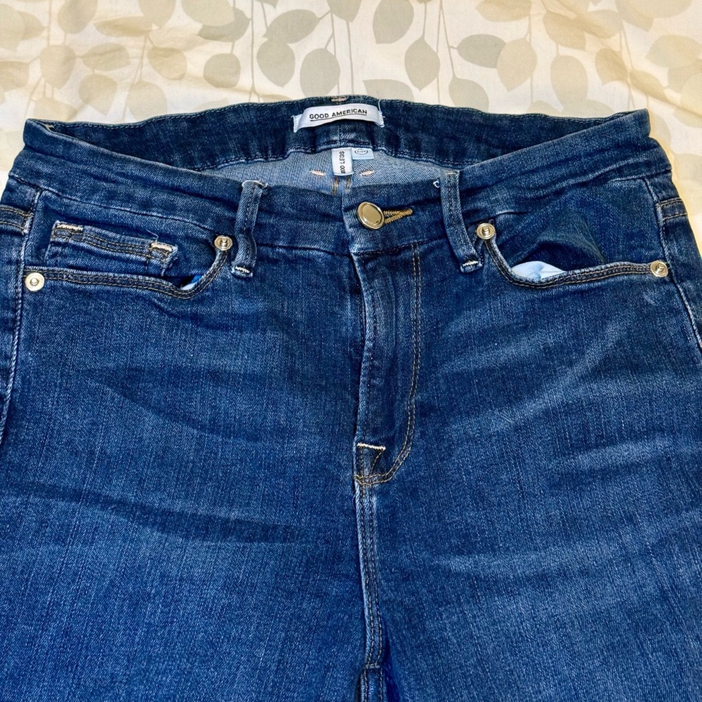 Good American High Rise Dark Blue Jeans
